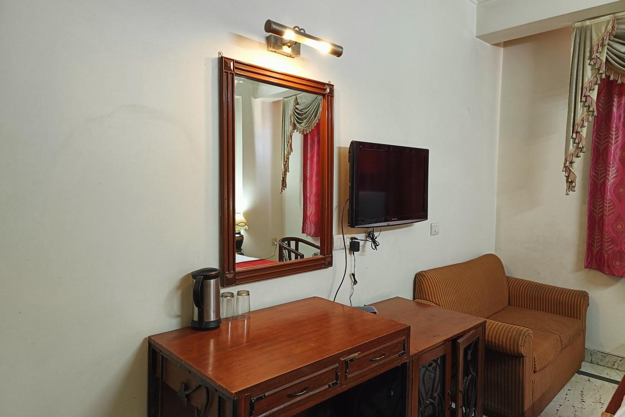 Spot Inn Hostel Nuova Delhi Esterno foto