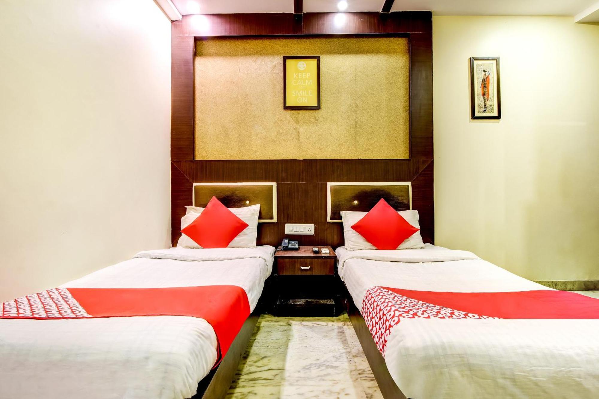 Spot Inn Hostel Nuova Delhi Esterno foto
